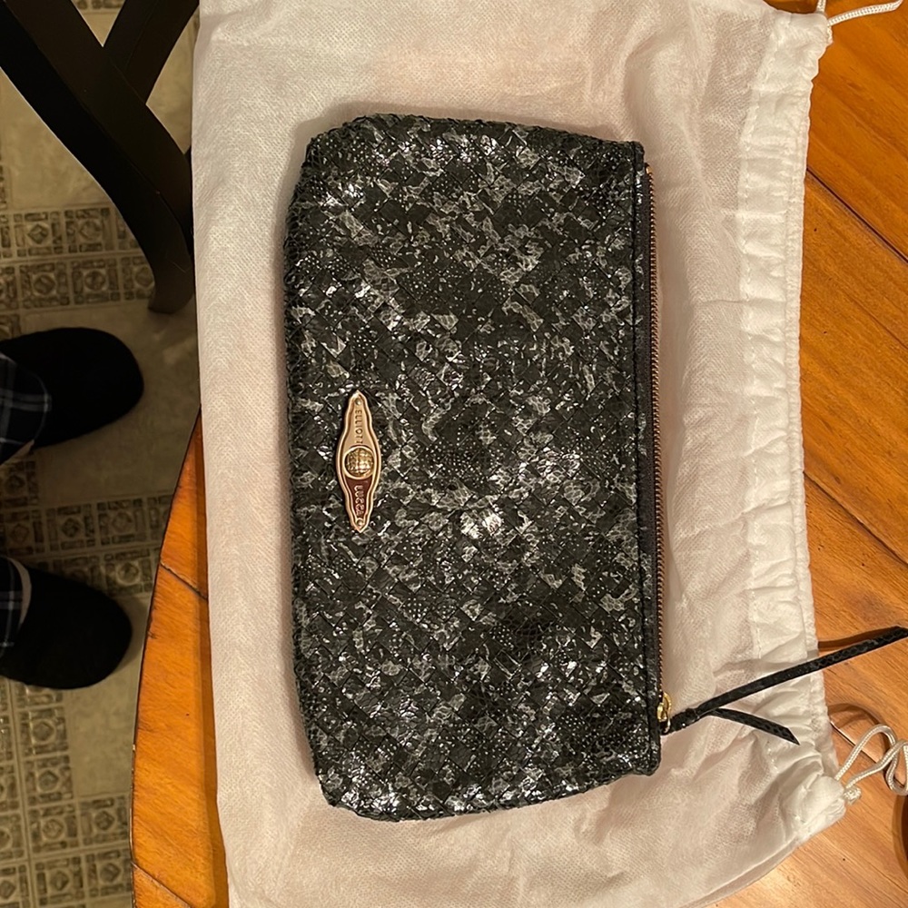 Ladies clutch